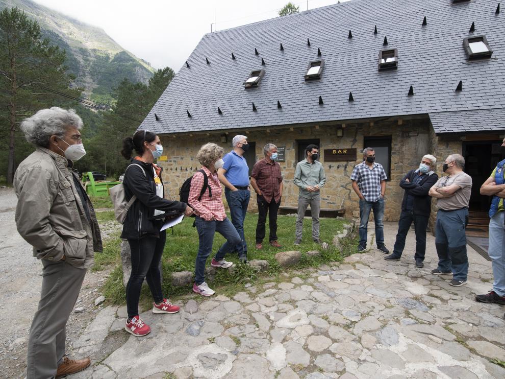 Visita inaugural al recién remodelado refugio de Pineta.