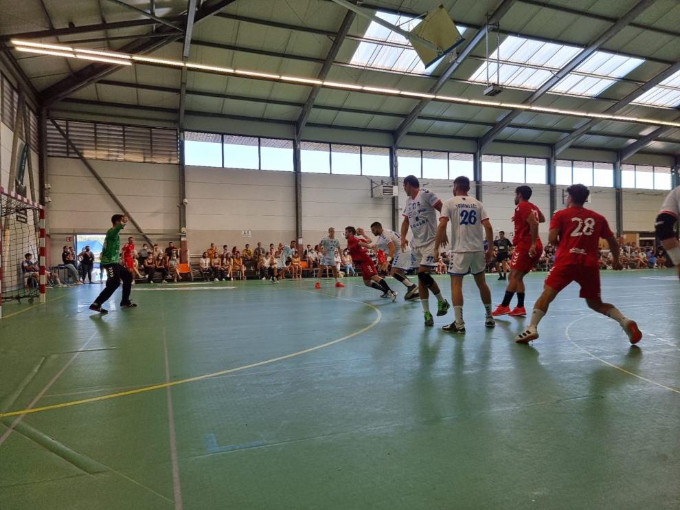 El Bada Huesca cayó ante el Billère en su primer amistoso de pretemporada.