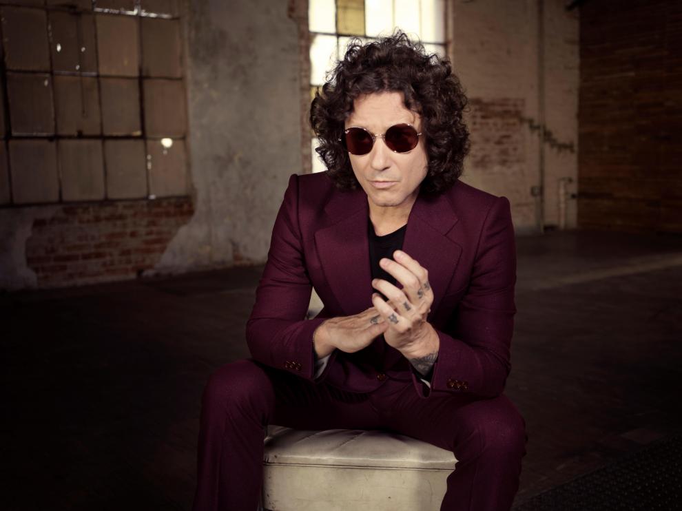 Bunbury está a punto de publicar un libro y un nuevo disco