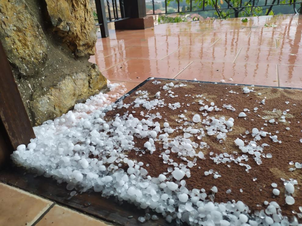 En Tramacastilla, el granizo ha dañado los huertos familiares.