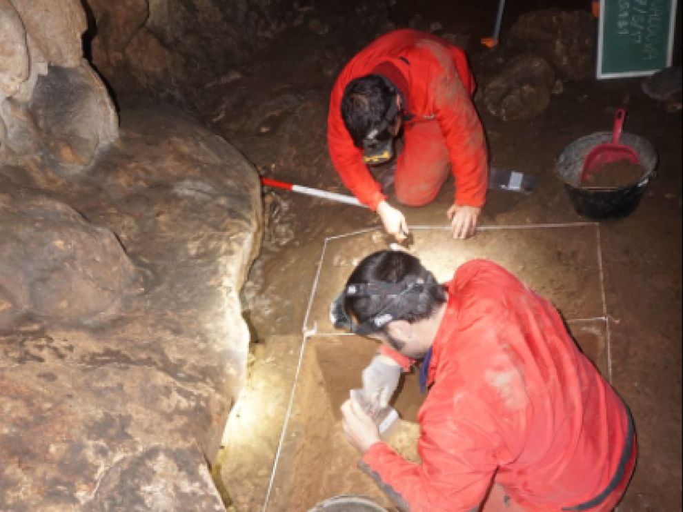 Aitor Ruiz Redondo en una excavación