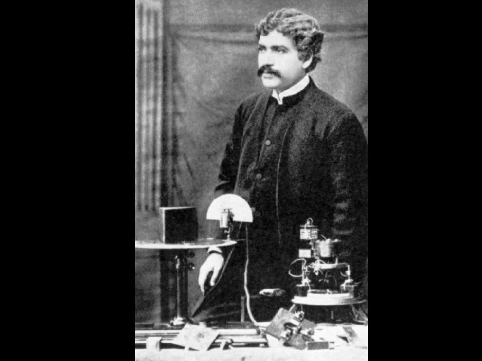 El físico bengalí Jagadish Chandra Bose