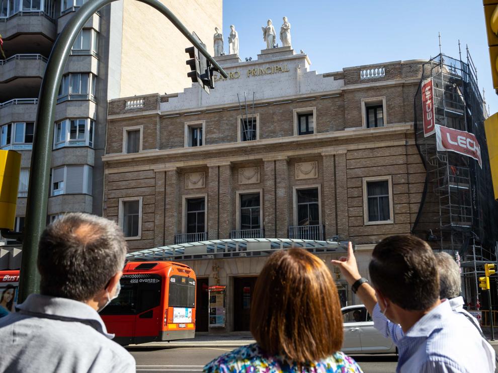 Fachada del Teatro Principal este viernes.