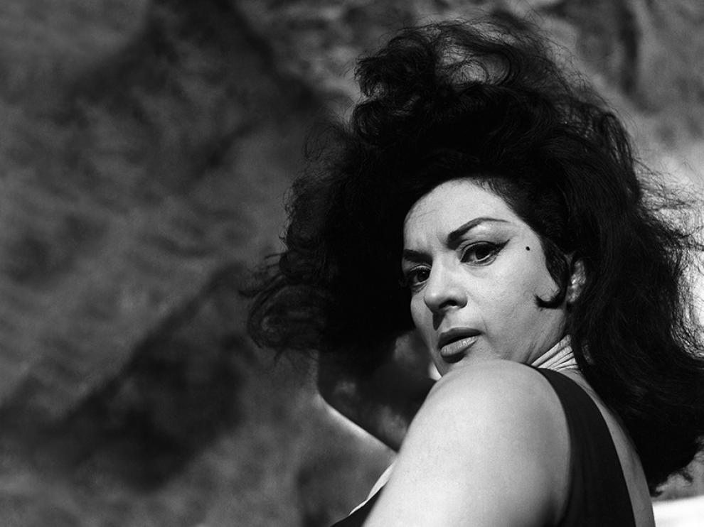 Imagen promocional que ha distribiodo Movistar de la serie documental sobre Lola Flores.