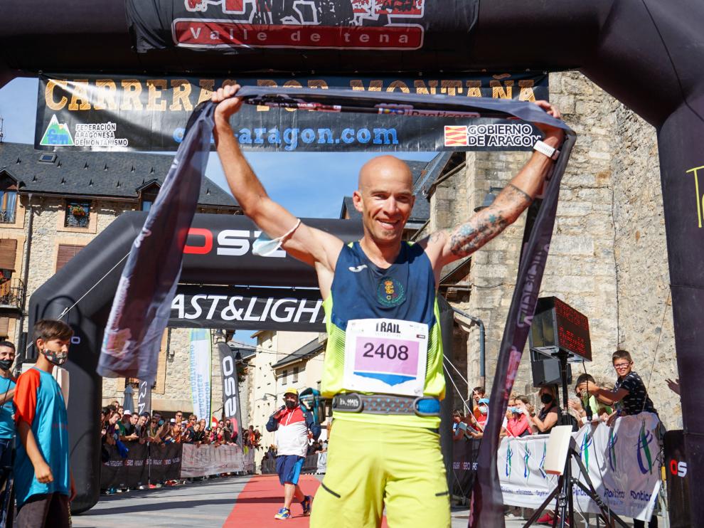 Miguel Caballero, vencedor masculino de la 2K del Trail Valle de Tena.