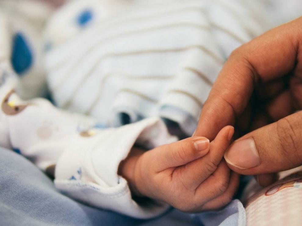 Las tasas brutas de natalidad descendieron un 9,1 % en Italia, un 8,5 % en Hungría, un 8,4 % en España y un 6,6 % en Portugal.