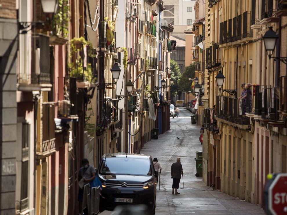 La calle de Pignatelli, tranquila a la luz del día, este pasado viernes.