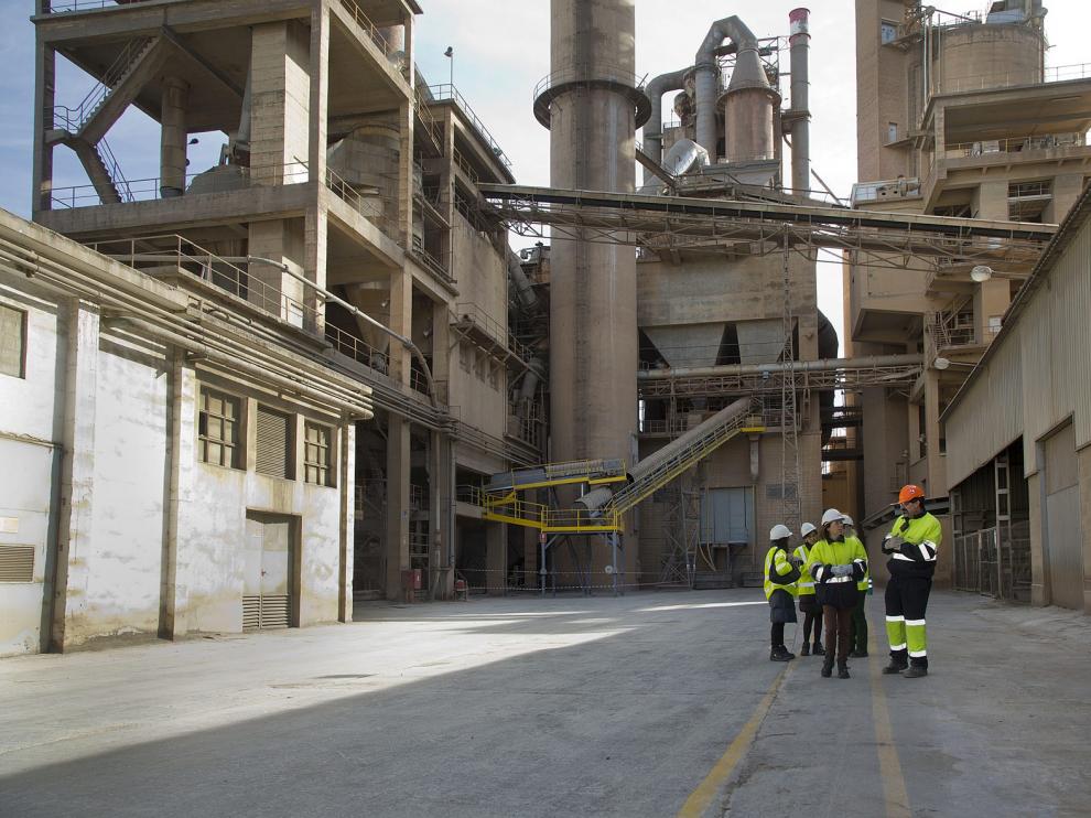 Instalaciones de la planta de Cemex en Morata de Jalón.