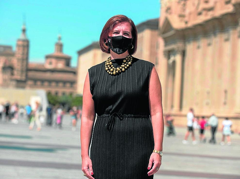 La vicealcaldesa, Sara Fernández, en la plaza del Pilar