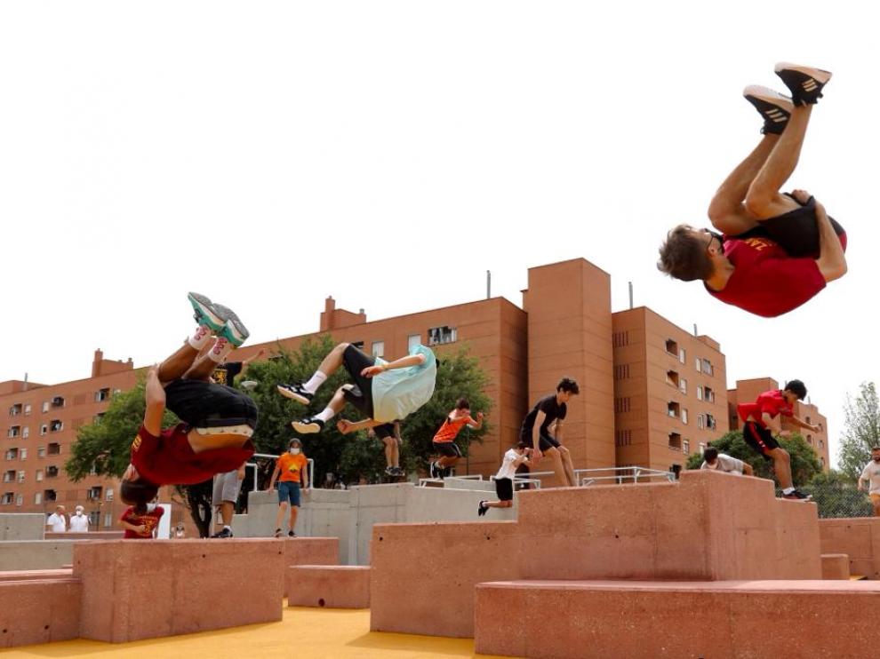 Exhibición de la Asociación Parkour Zaragoza Movement.
