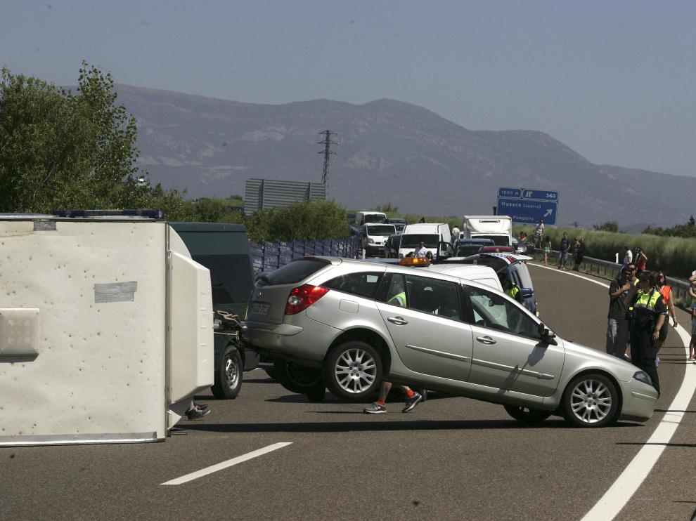 Las zonas más peligrosas suelen ser las autovías y autopistas, así como las carreteras sin arcén o aquellos lugares que no disponen de quitamiedos.
