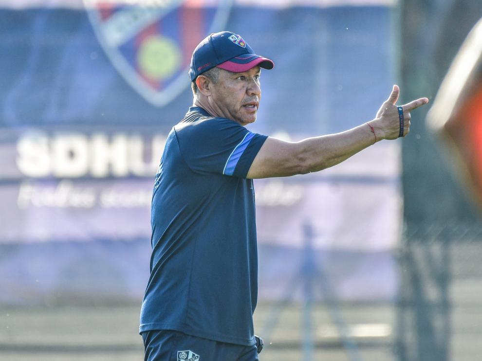 Nacho Ambriz, durante el entrenamiento del domingo de la SD Huesca.