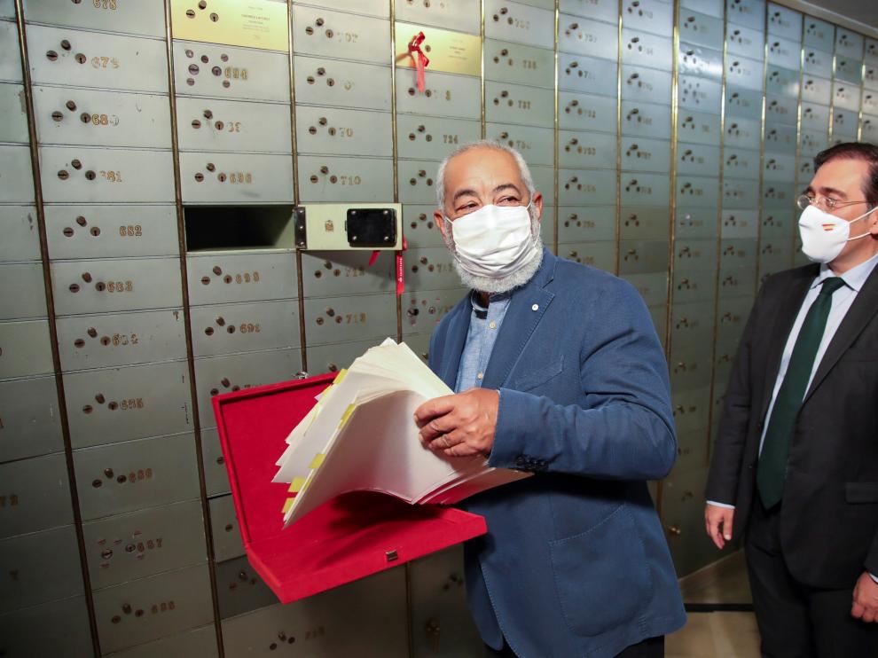 Padura depositó su legado en la caja 697 de la antigua cámara acorazada que alberga la sede del Instituto Cervantes