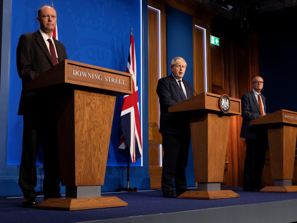 British PM holds press briefing on COVID-19 winter plan