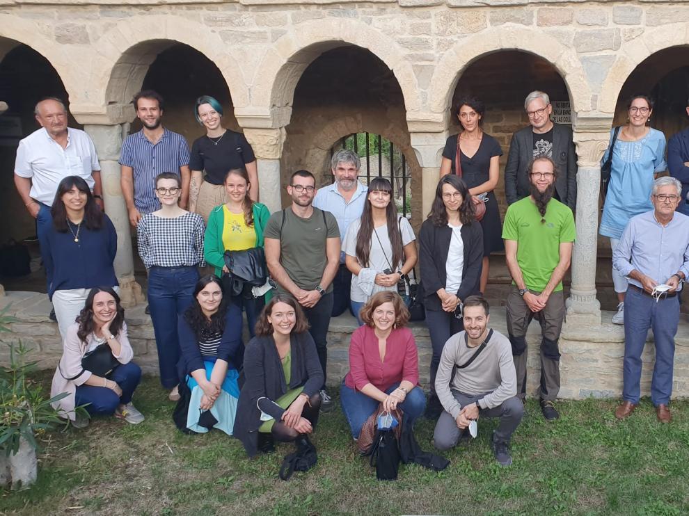 Participantes en las Jornadas Internacionales de Epigrafía Medieval de Roda de Isábena.