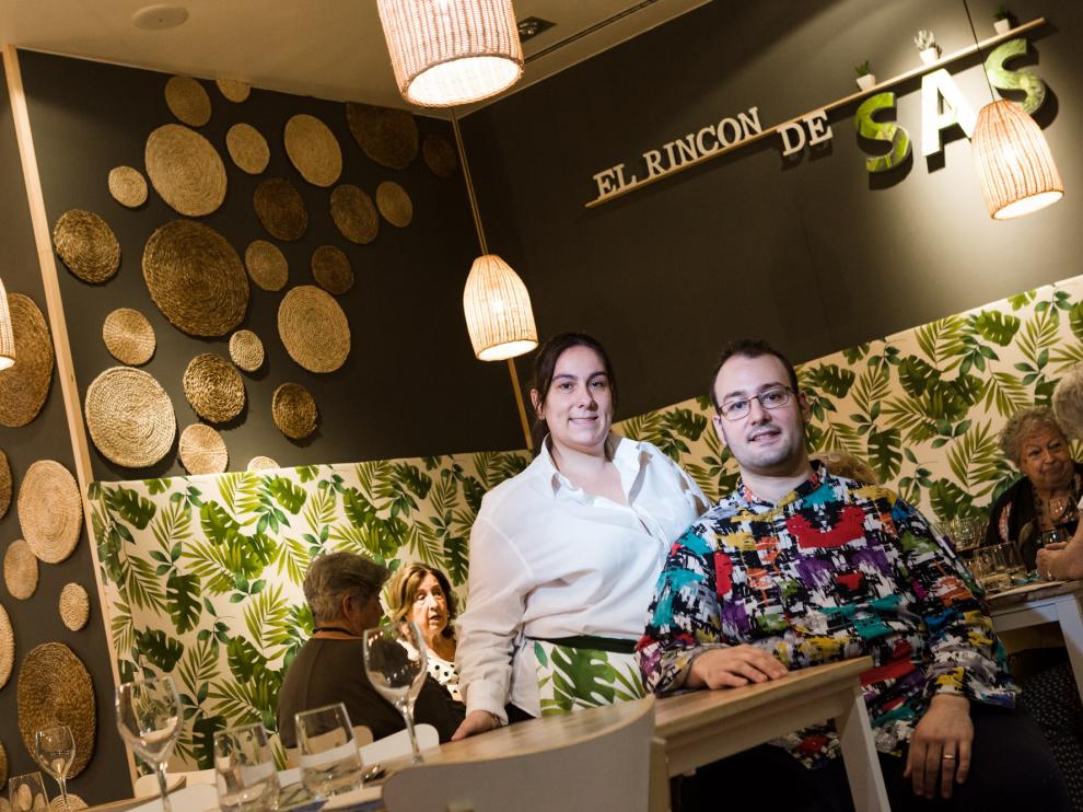 Eva Rincón y Daniel Fernández, en el comedor de El Rincón de Sas.