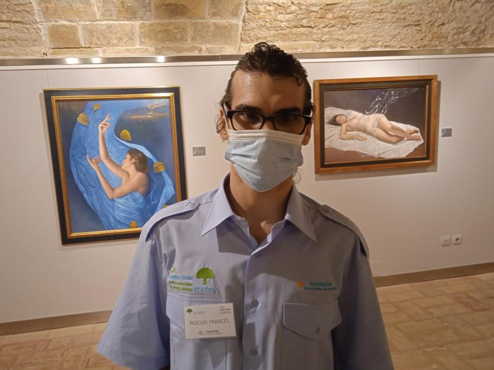 Pascual Francés en la sala de Zaragoza.