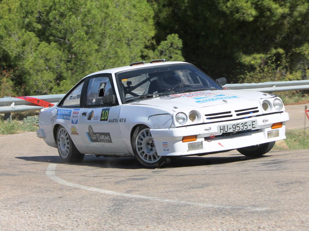 Ismael Pina, líder del Campeonato de Aragón de rally.
