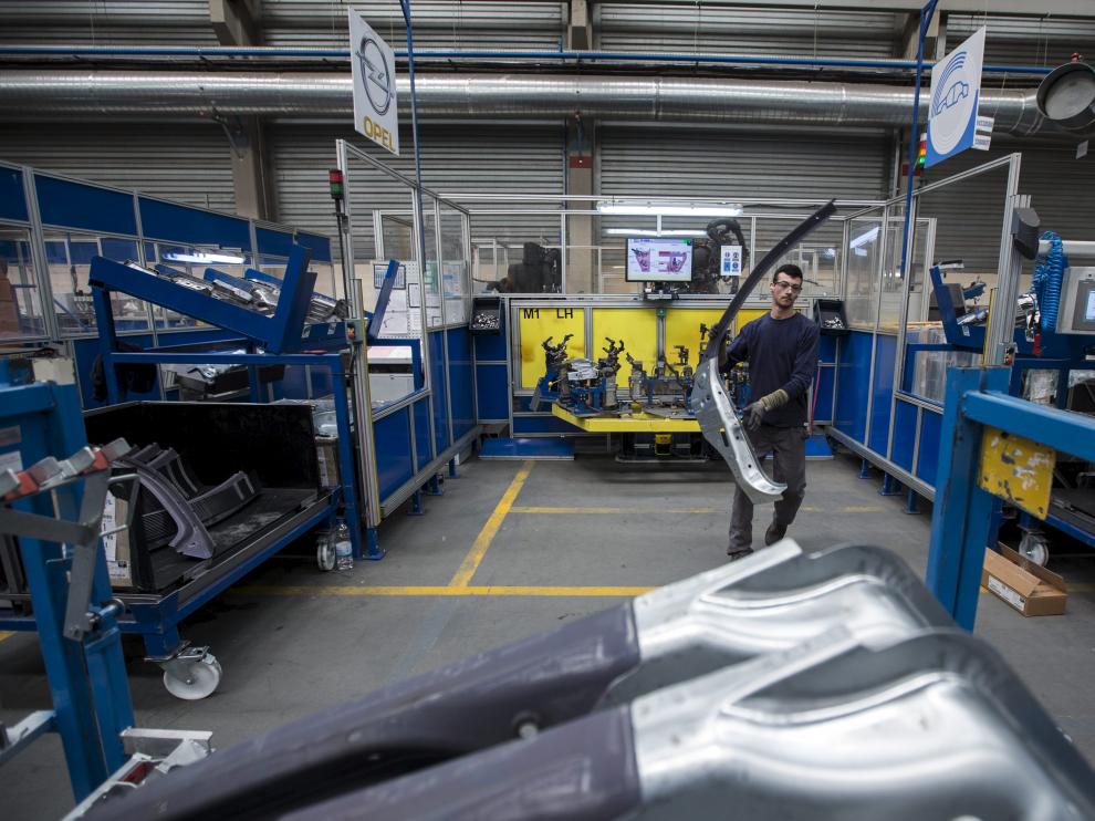 Los fabricantes de piezas para automóviles, preocupados.