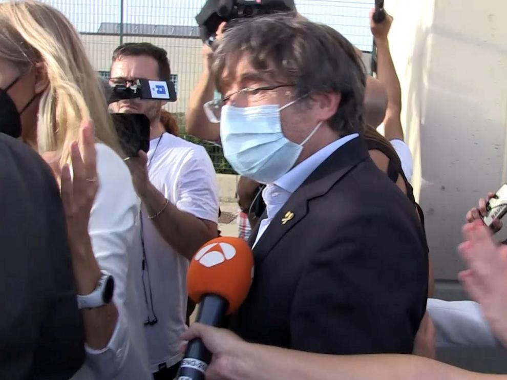 Puigdemont, tras salir de la cárcel, este viernes.