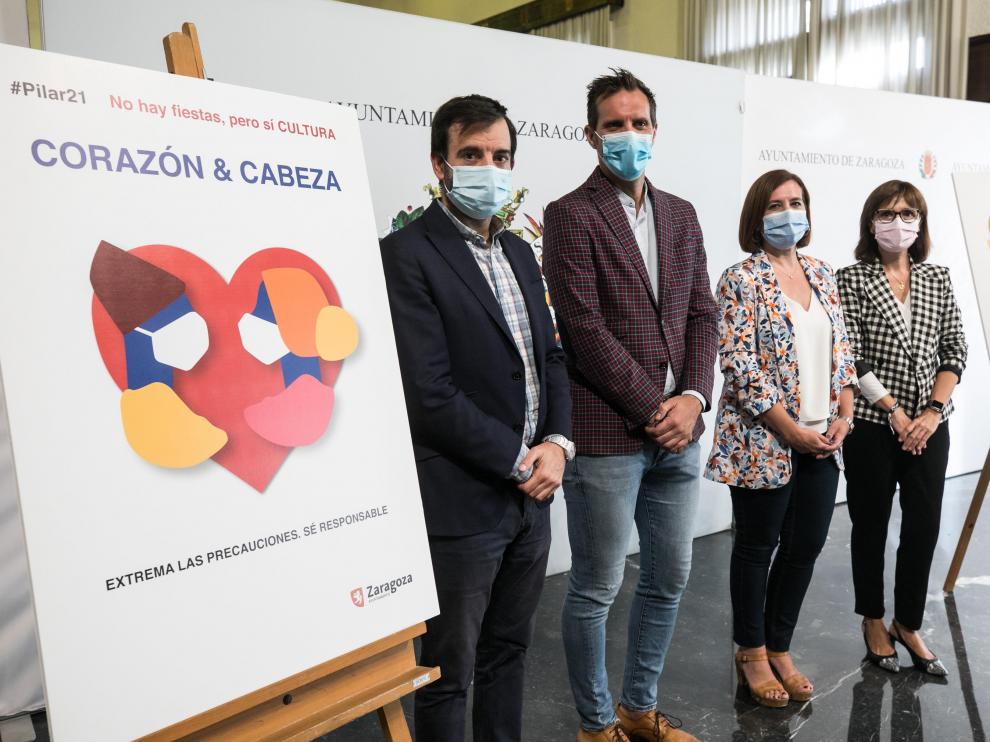 David Lozano, Javier Rodrigo, Sara Fernández y María Antoñanzas, este lunes en la presentación de la programación cultural Pilar 21