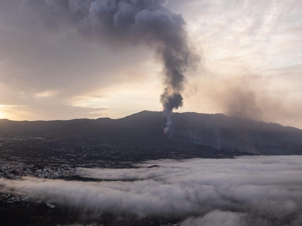 El volcán de Cumbre Vieja este martes.
