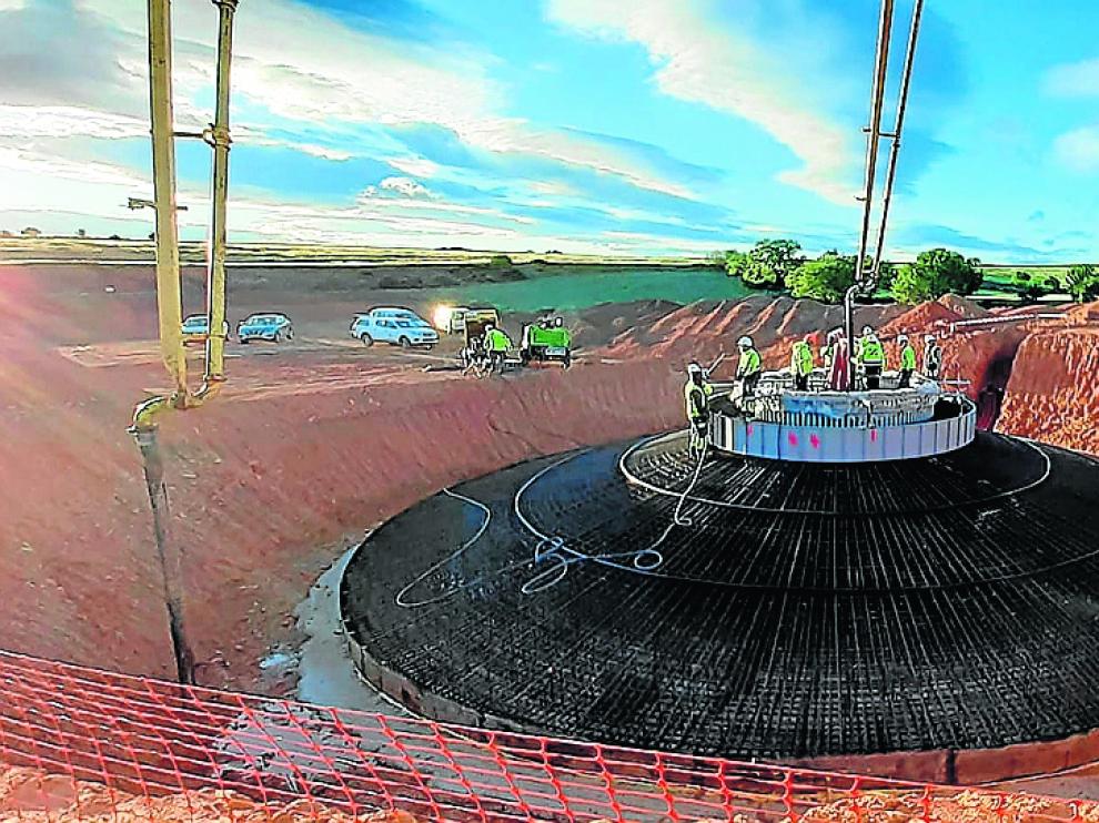 Imagen de la construcción del parque eólico Tico Wind, en Villar de los Navarros