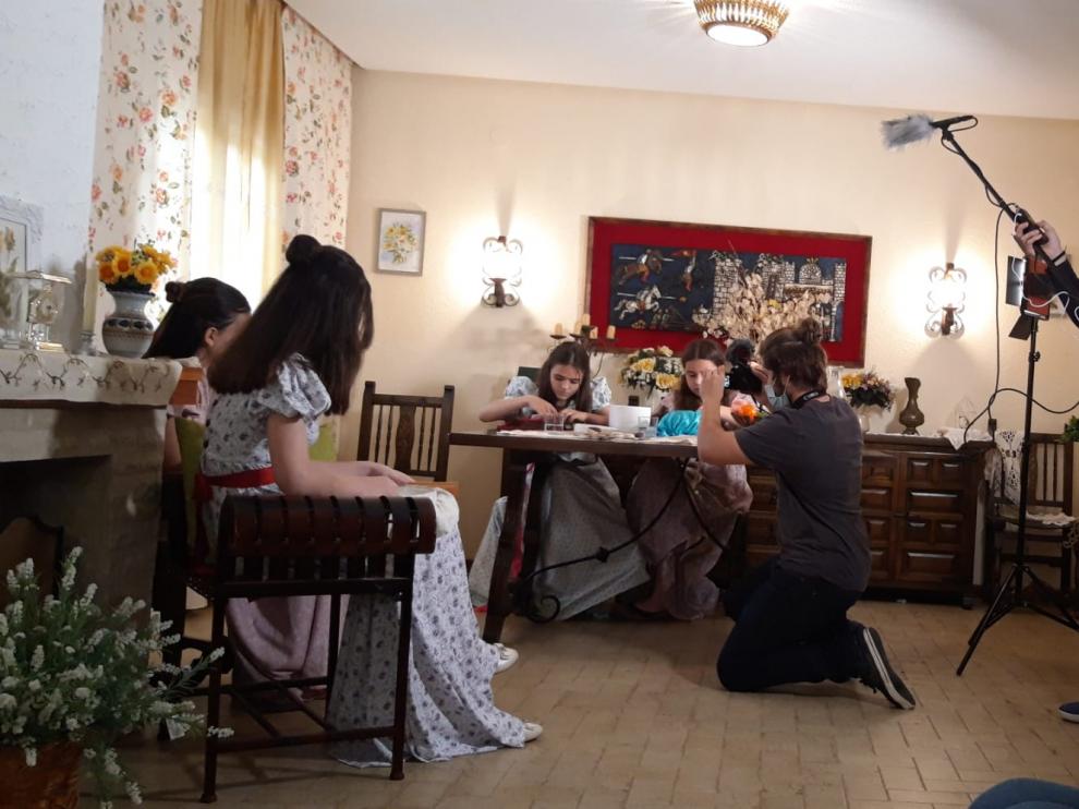 Un momento del rodaje de la película 'Orgullo y prejuicio' en uno de los escenarios turolenses.