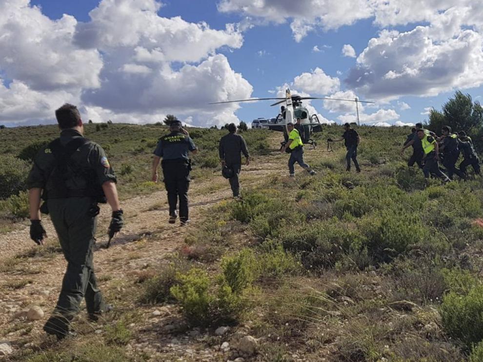 Momento en que la Guardia Civil detuvo al Rambo de Requena en un monte de Andorra el 8 de junio de 2020,