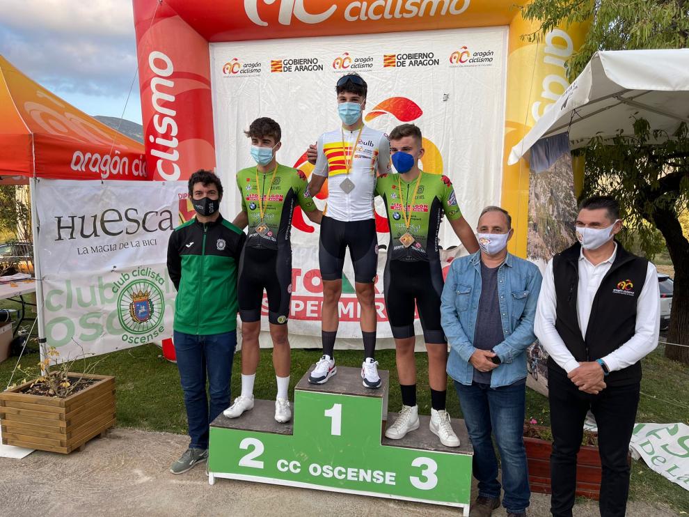 Podio del Campeonato de Aragón de ciclismo en ruta júnior masculino.