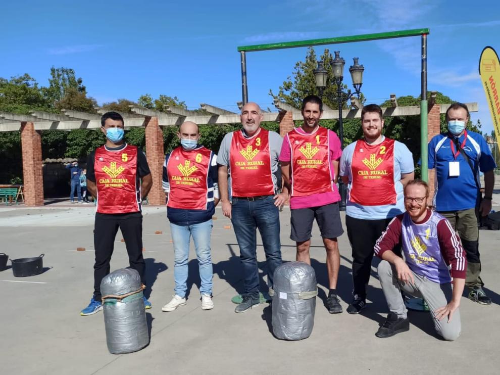 Algunos de los participantes en lanzamiento de sacos en altura en el evento internacional celebrado este fin de semana en Aranda de Duero.