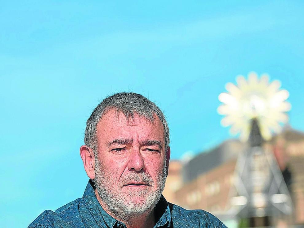 Fernando Maneros, en la plaza del Pilar.