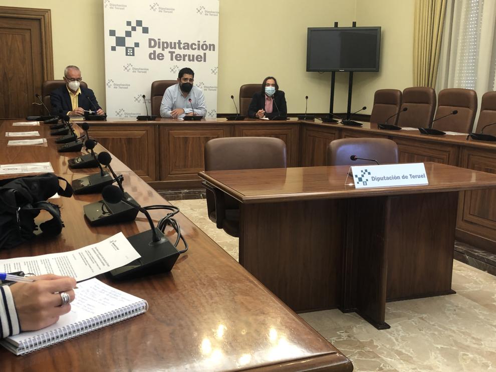 De izquierda a derecha, Samuel Morón, Diego Piñeiro y Nacho Escuin, en la presentación de la exposición sobre Segundo de Chomón.