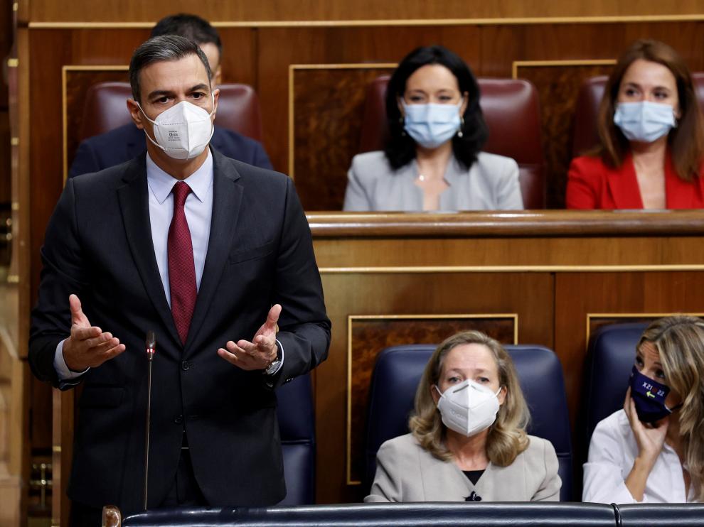 El presidente del Gobierno, Pedro Sánchez, interviene durante la sesión de control al Gobierno celebrada este miércoles en el Congreso de los Diputados.