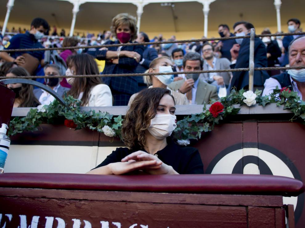 Isabel Díaz Ayuso en la corrida de toros de Las Ventas.