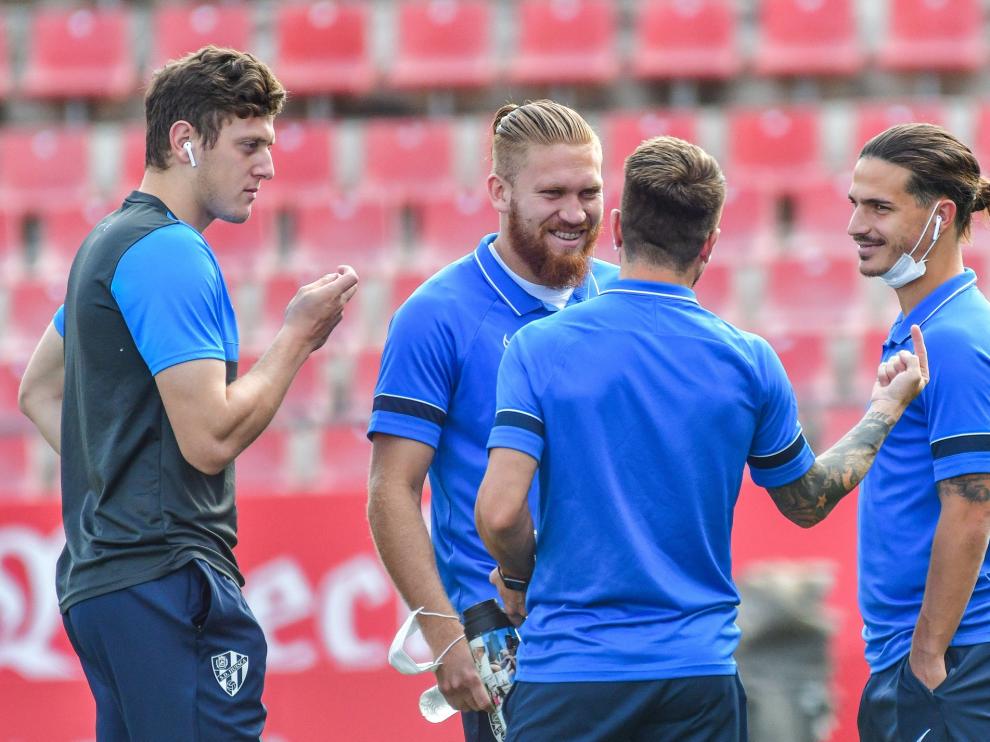 Seoane, en Montilivi, junto a Buffarini, Gaich y Pitta.