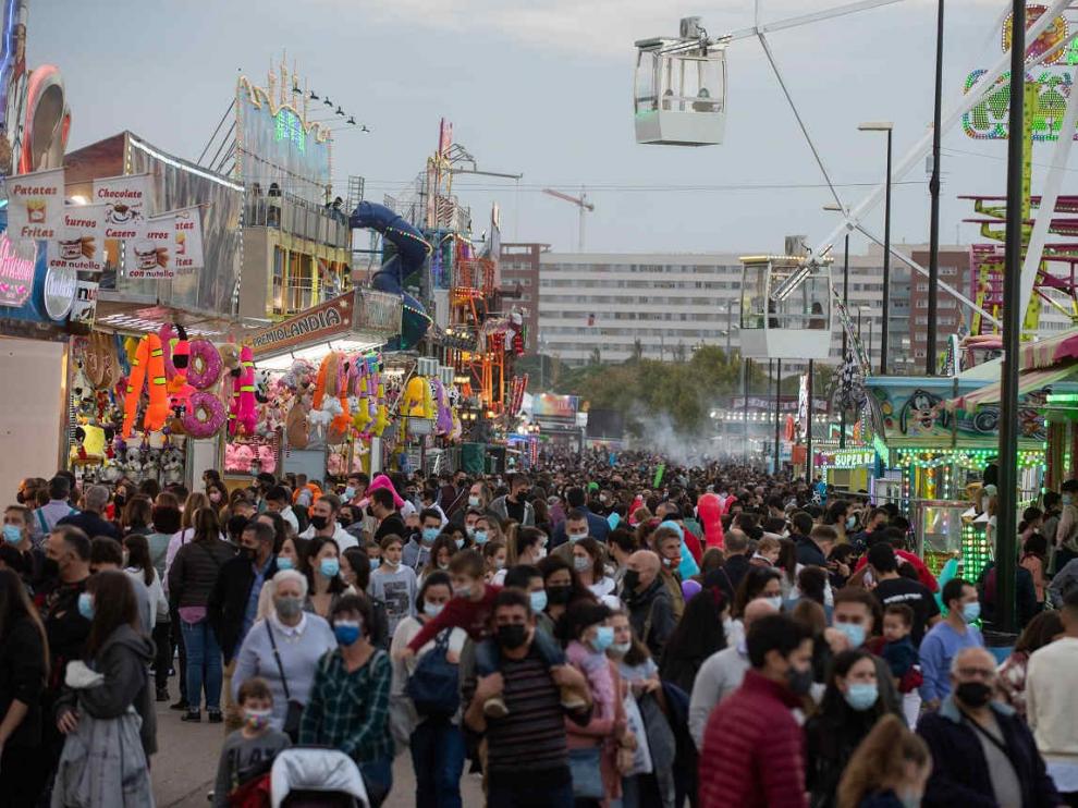 Ferias en el recinto de Valdespartera de Zaragoza durante las 'no fiestas' del Pilar de 2021.