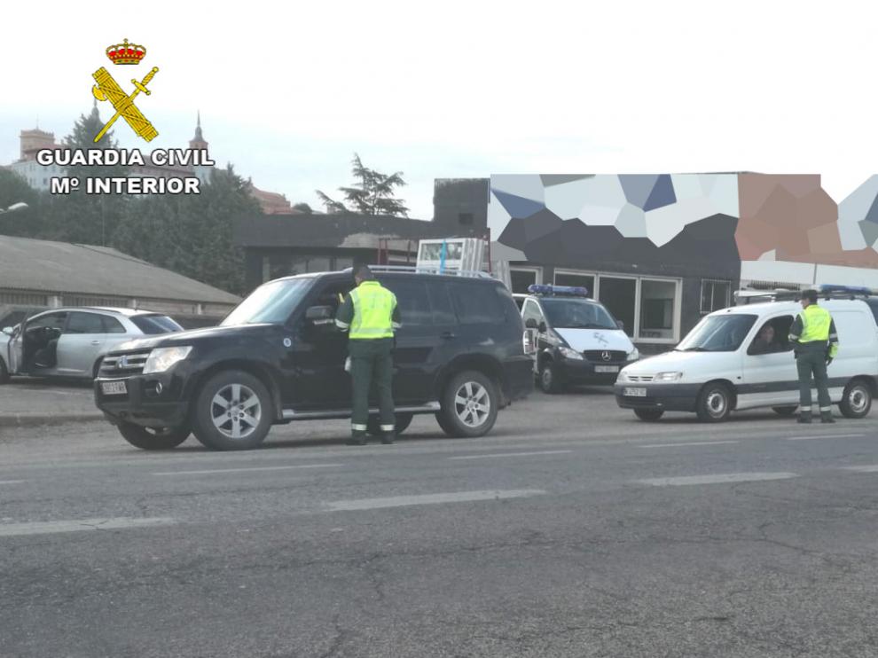 Actuación de la Guardia Civil a las afueras de Teruel.
