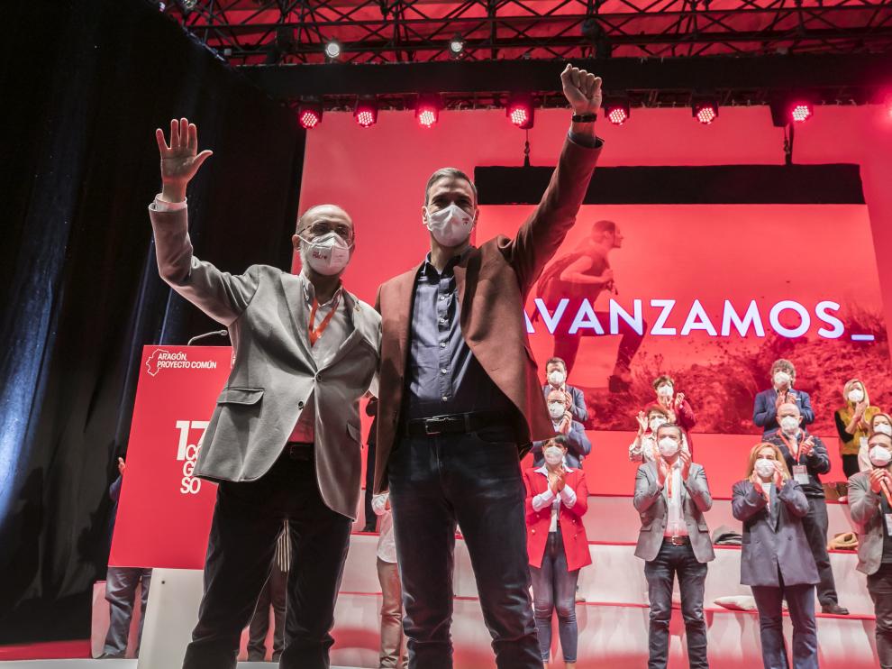 Lambán y Sánchez, este sábado, en el congreso del PSOE-Aragón.