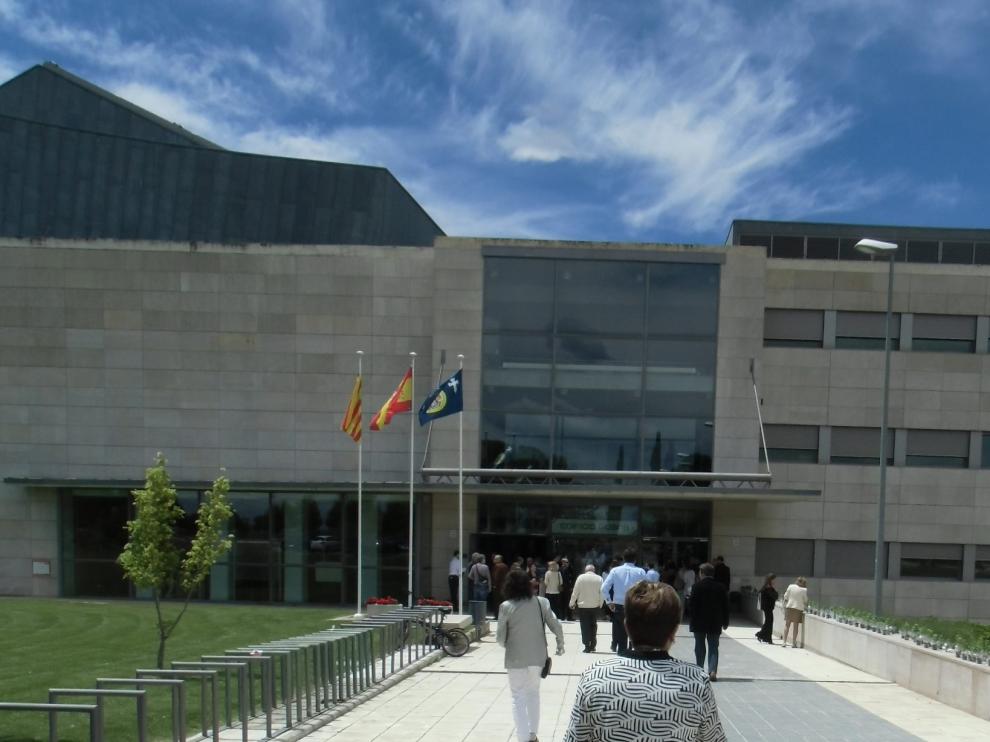 Entrada a la Escuela Politécnica de Huesca.