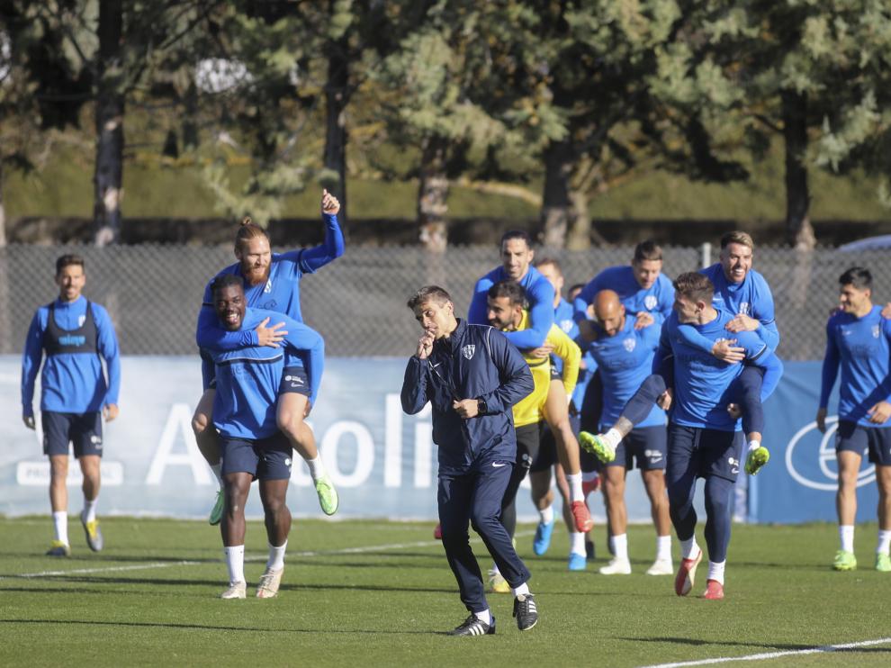 El inicio de los entrenamientos tiene siempre un componente lúdico.