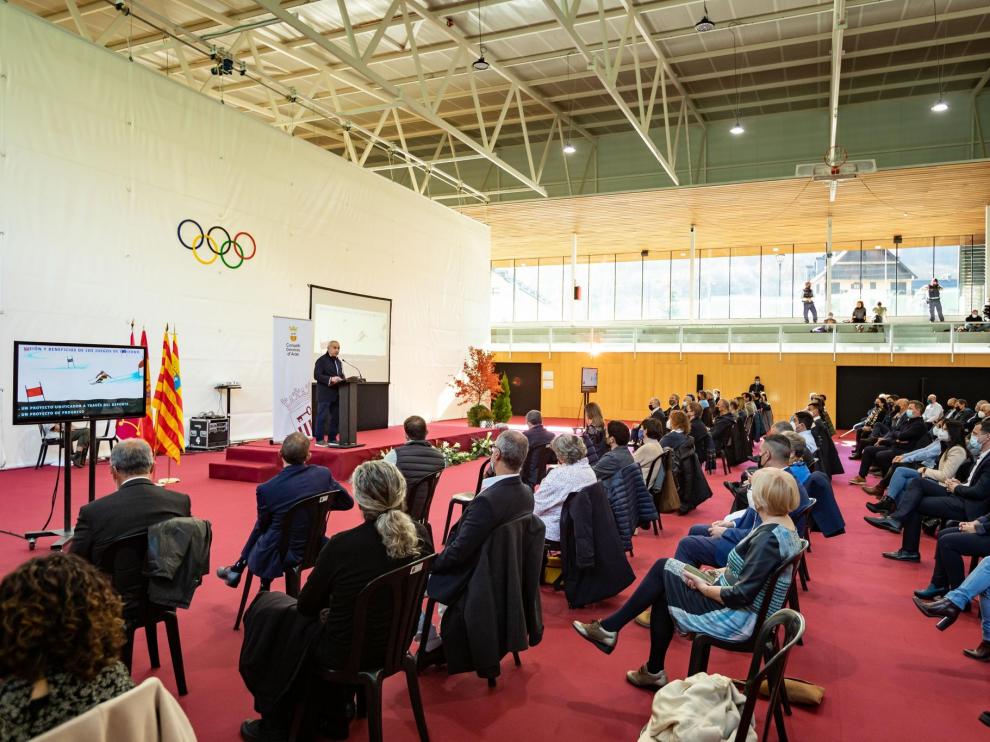 El presidente del Comité Olímpico Español, Alejandro Blanco, durante su intervención en el Palacio de Deportes de Viella.