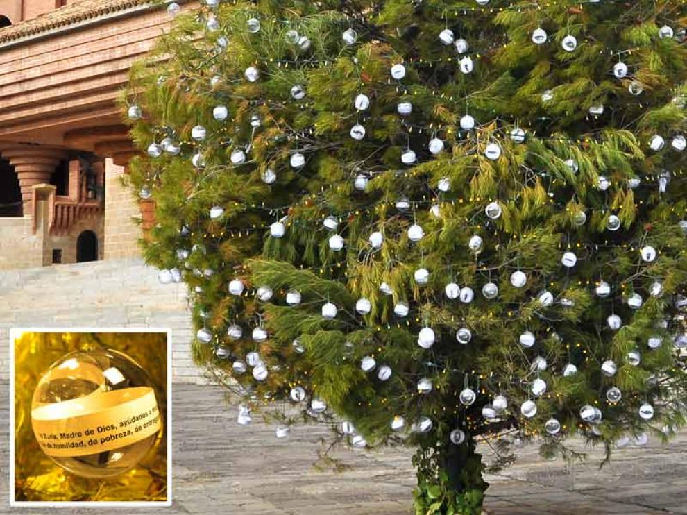 La decoración del árbol de Navidad de Torreciudad volverá a ser solidaria.