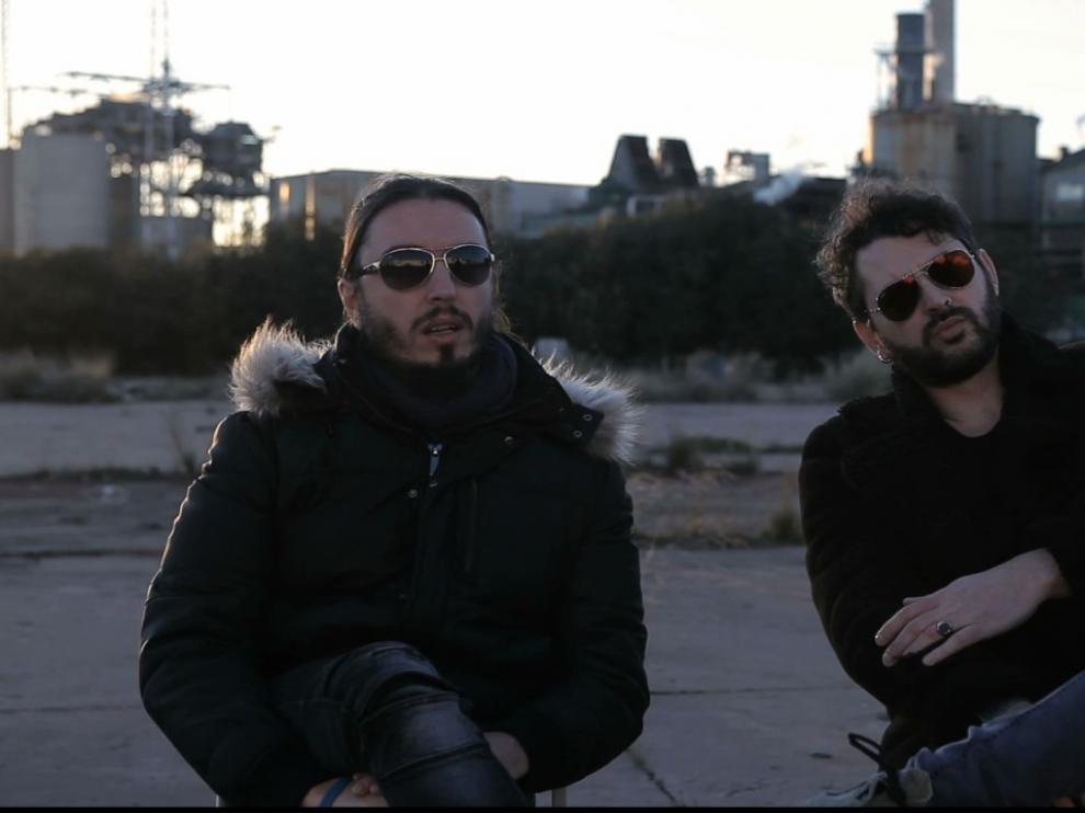 José y Raúl, en un momento del filme