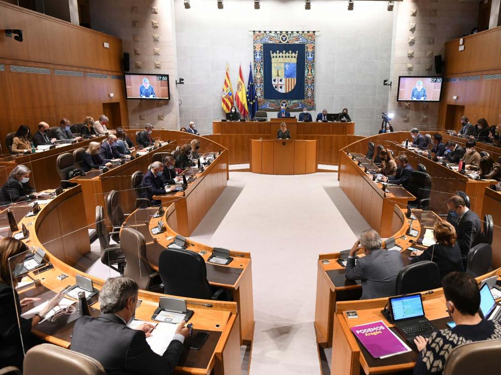 Pleno en las Cortes de Aragón