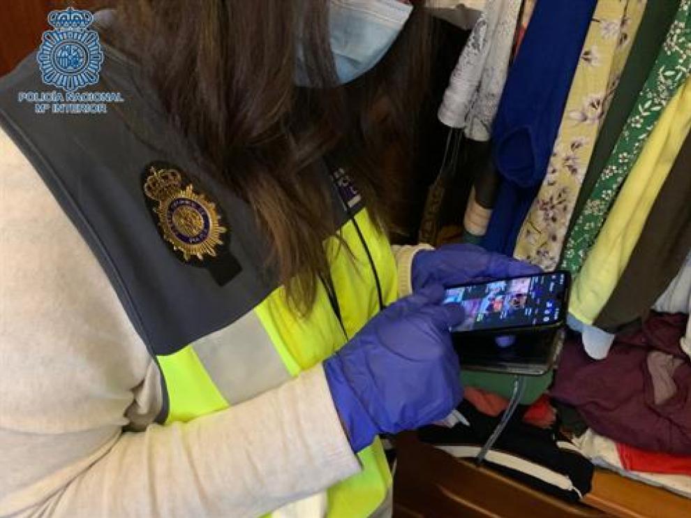 Foto de archivo de una operación contra la pornografía infantil