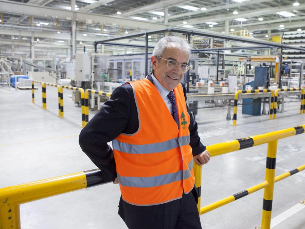Imagen de archivo del director general de ICT Ibérica, José Luis Pérez Quintana, en las instalaciones de la fábrica de papel en El Burgo de Ebro.