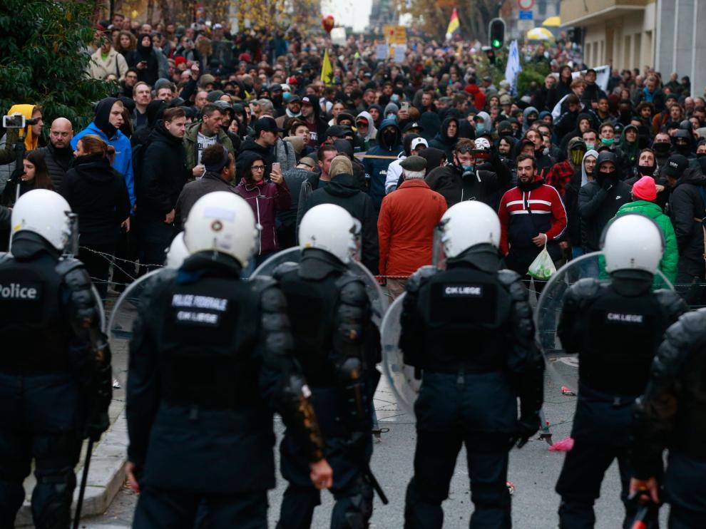 Protesta en Bruselas contra las medidas anticovid