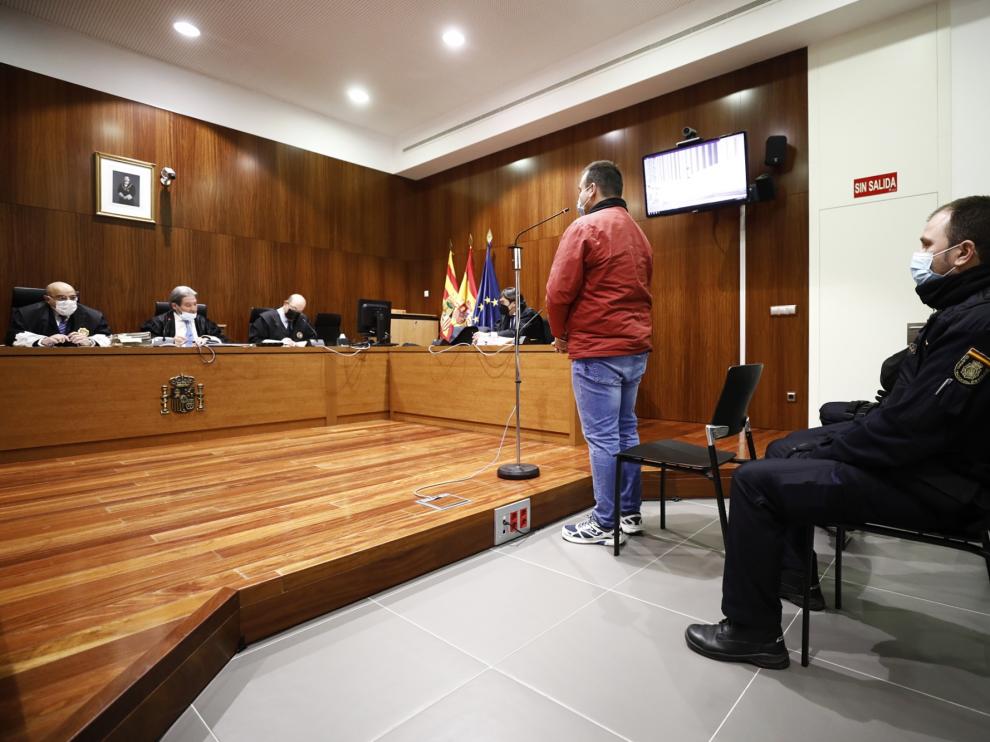 El acusado, durante su declaración ante la Audiencia de Zaragoza.