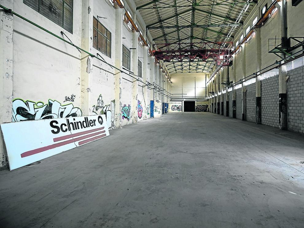Vista de una de las naves de la antigua factoría de Giesa, en el barrio de Las Fuentes